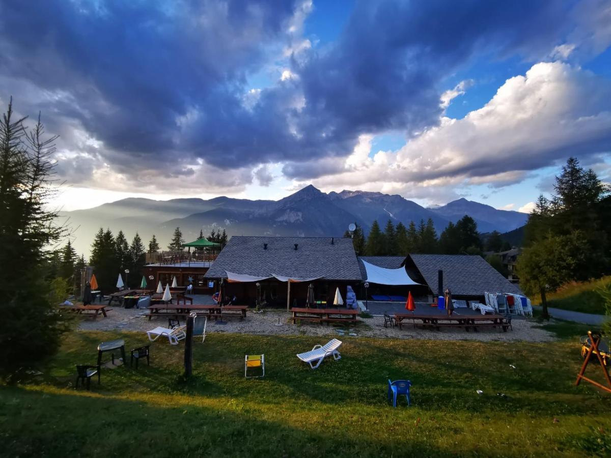 Restaurant Hotel Chalet Del Sole Oulx Exterior foto